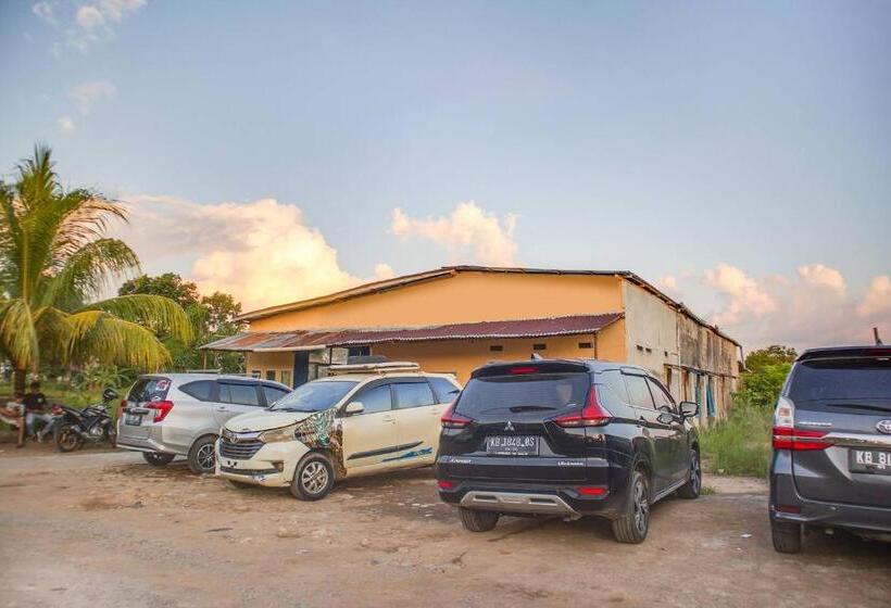 فندق Oyo 91051 Penginapan Pondok Ratu 354