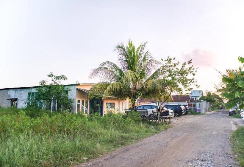 فندق Oyo 91051 Penginapan Pondok Ratu 354