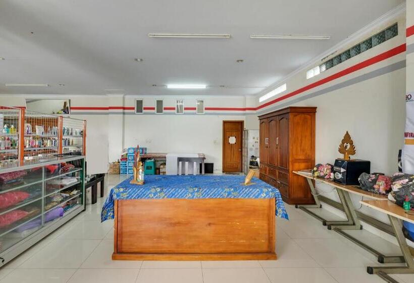 בית מלון כפרי Oyo 91075 Sambisari Residence Syariah