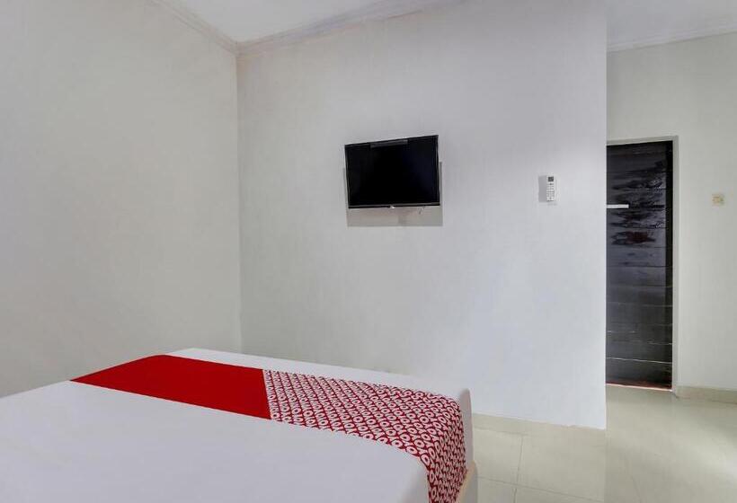 בית מלון כפרי Oyo 91082 Nathania Exclusive