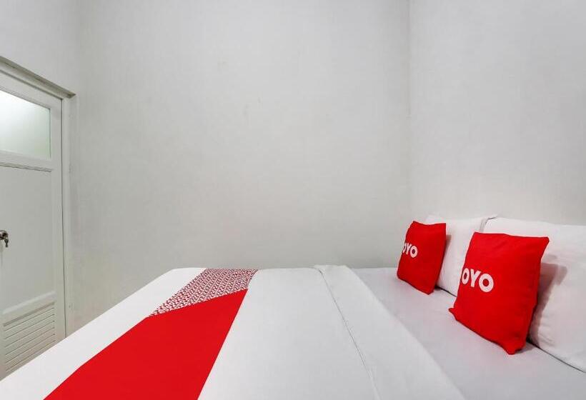 בית מלון כפרי Oyo 91082 Nathania Exclusive