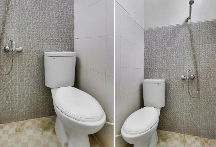 בית מלון כפרי Oyo 91082 Nathania Exclusive