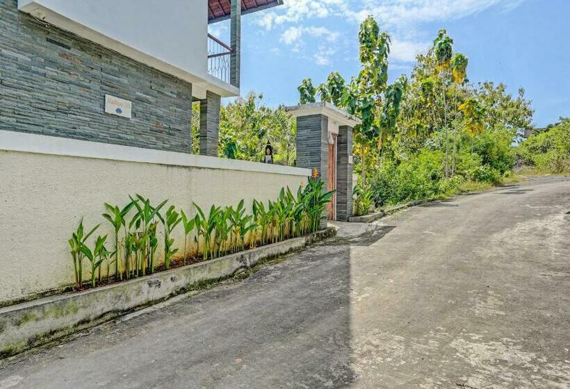 בית מלון כפרי Oyo 91123 Madhava 108