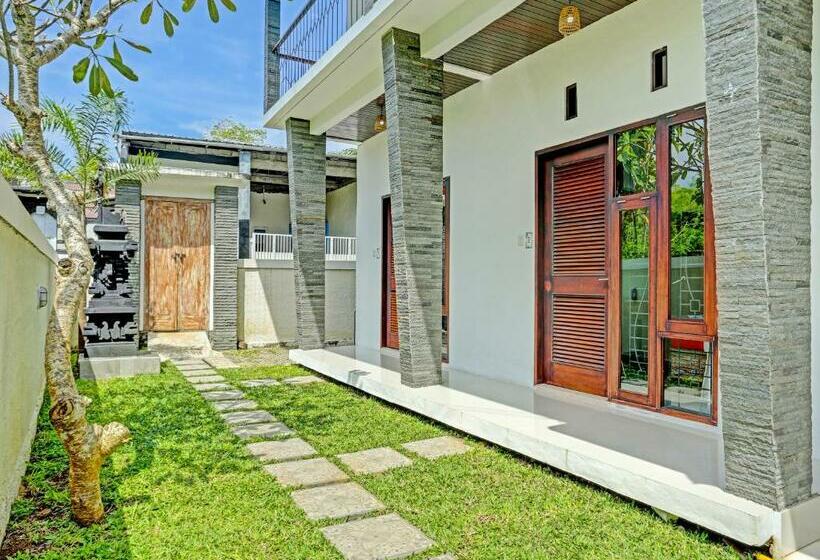 בית מלון כפרי Oyo 91123 Madhava 108