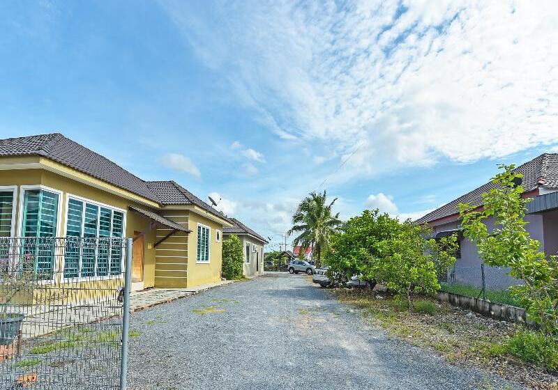 호텔 Oyo Home 90496 Delima Homestay