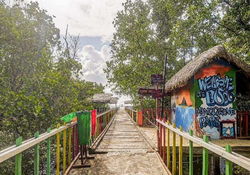 فندق Oyo Homes 91118 Homesstay Desa Wisata Budo