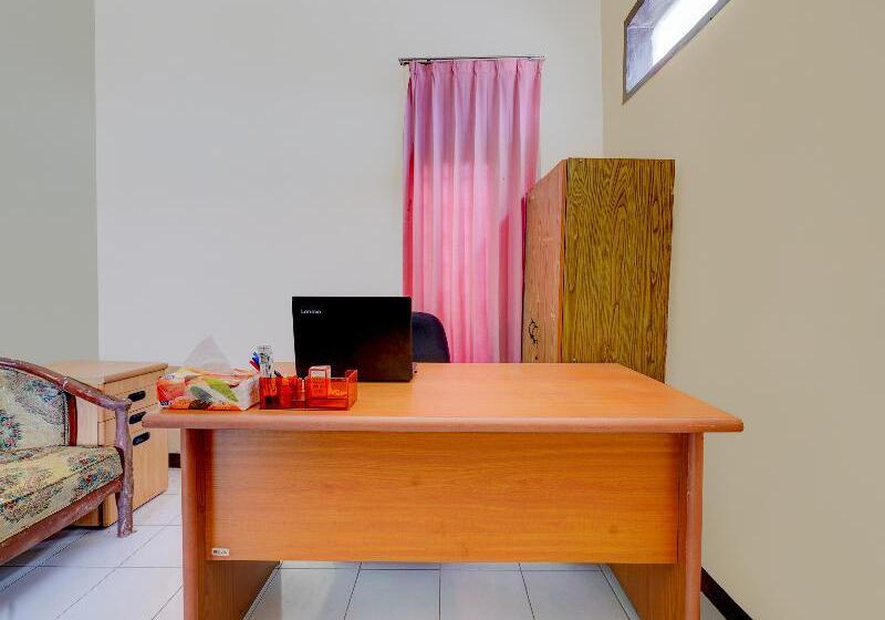 호텔 Spot On 91116 Pelangi Residence Syariah