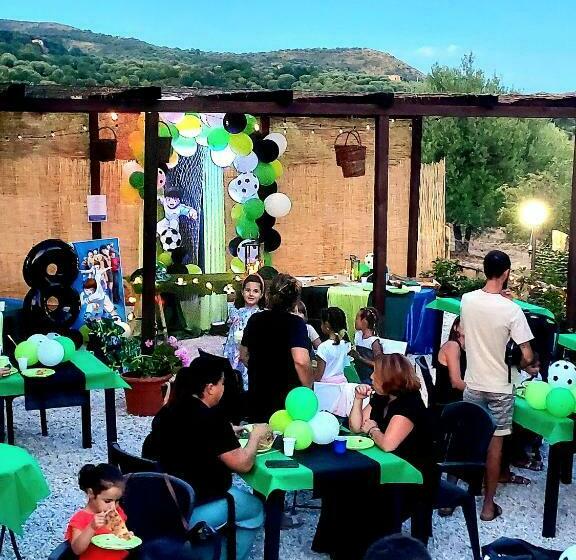 پانسیون Parco Esmeralda   Family Residence E Breakfast