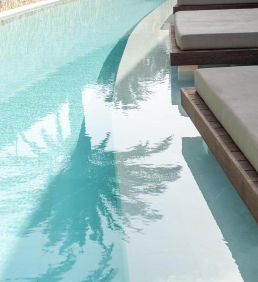 Tensuites - Adults Only