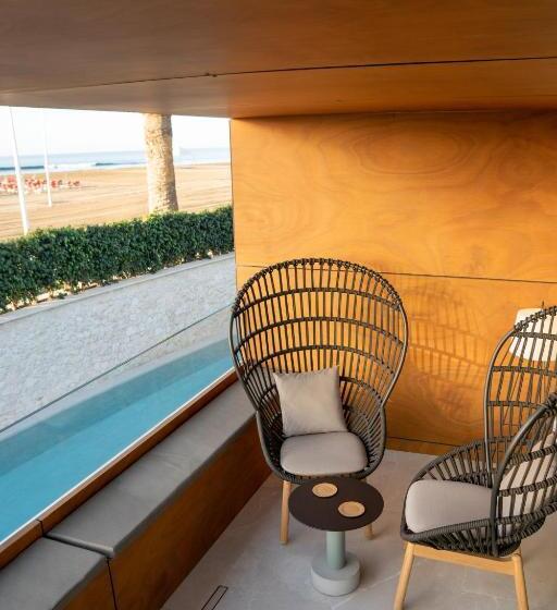 Tensuites - Adults Only