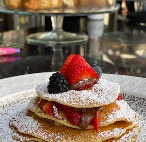 Tensuites - Adults Only