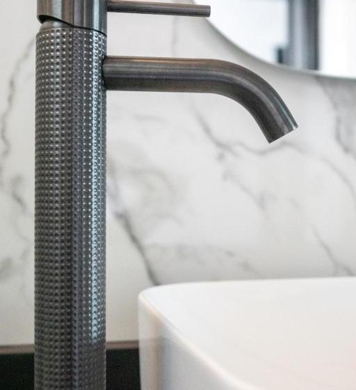 Tensuites - Adults Only