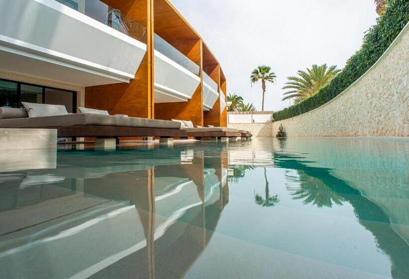 Tensuites - Adults Only