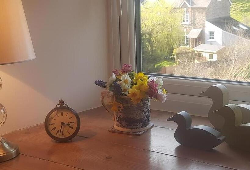 민박 2 Mill Cottages