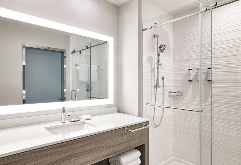 Ac Hotel By Marriott St Louis Chesterfield