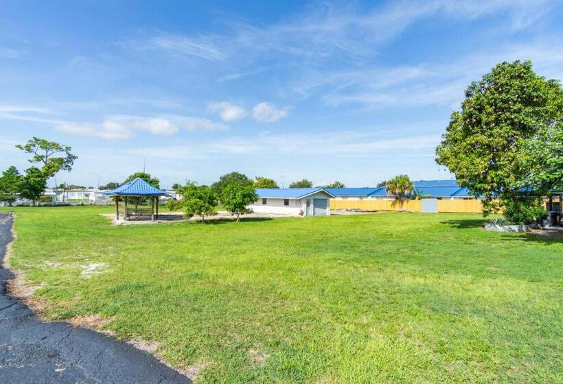 فندق Budget Inn Of Sebring