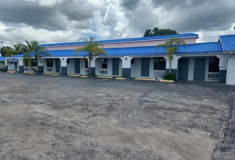 فندق Budget Inn Of Sebring