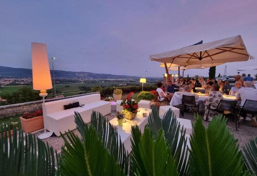 酒店 Castrum Wine Relais