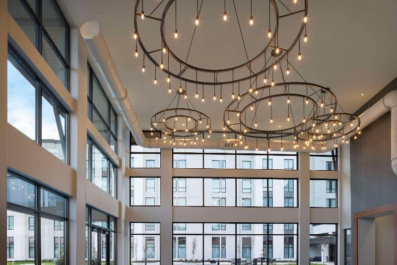 هتل Embassy Suites By Hilton Bowling Green