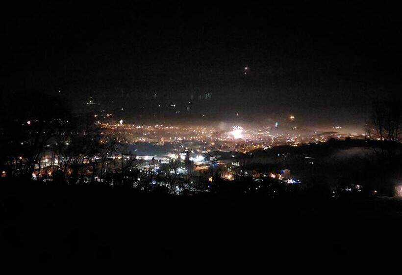 Отель La Casa Di Maia Alloggio Agrituristico