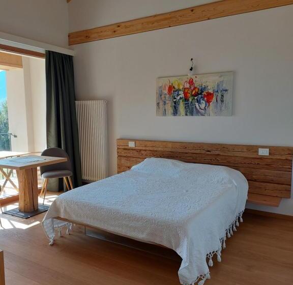 Отель La Casa Di Maia Alloggio Agrituristico