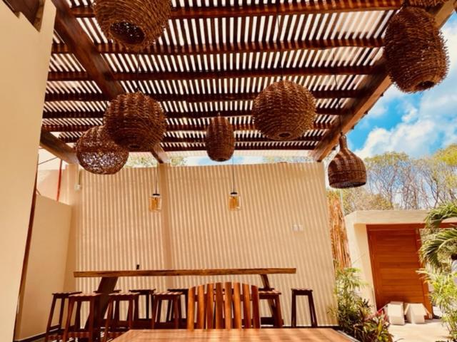 Отель Manglar Suites