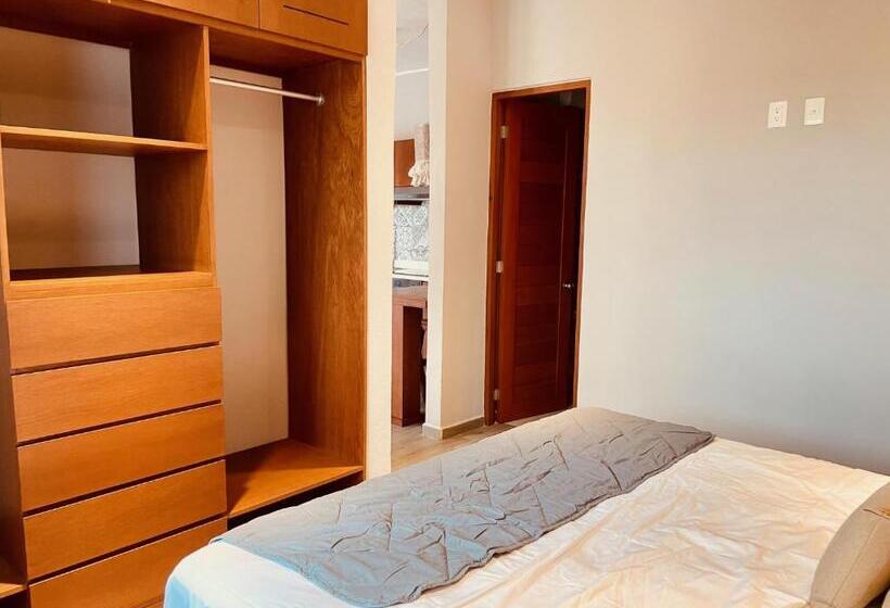 Отель Manglar Suites