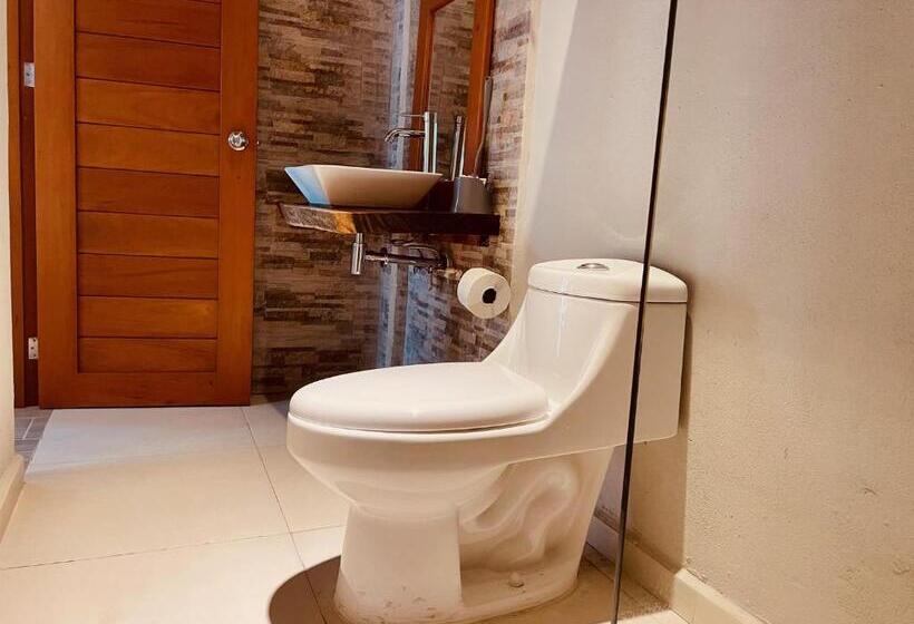 Отель Manglar Suites