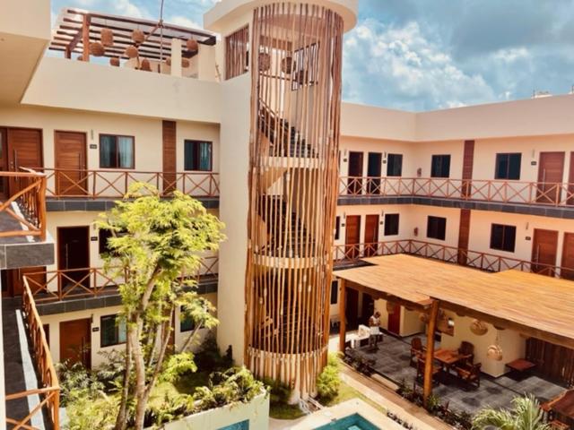 Отель Manglar Suites