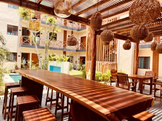 Отель Manglar Suites