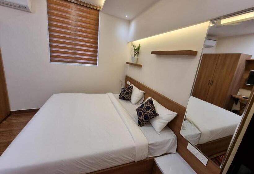 فندق Medley Regency