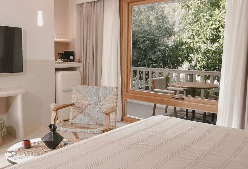 ホテル Perios Beach House Adults Only