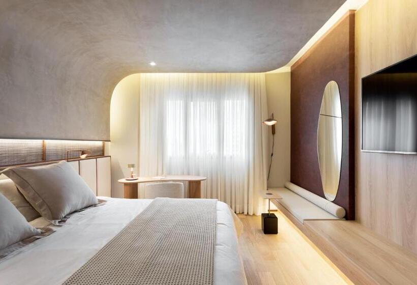 Qoya Hotel Curitiba, Curio Collection By Hilton