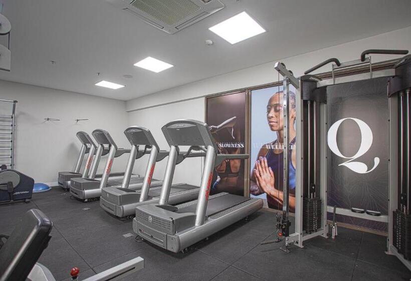 Qoya Hotel Curitiba, Curio Collection By Hilton