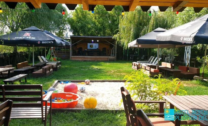 酒店 Restaurant Plutitor Delta Ways