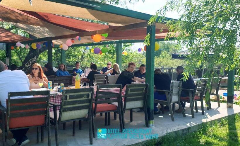 酒店 Restaurant Plutitor Delta Ways