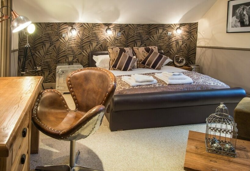 ホテル The White Mare