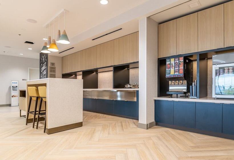 Отель Towneplace Suites By Marriott Las Vegas North I15