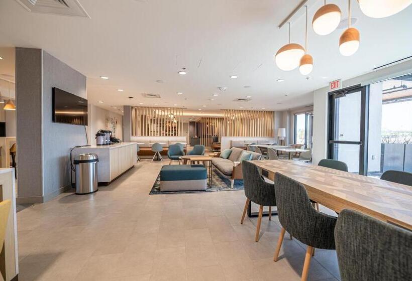 Отель Towneplace Suites By Marriott Las Vegas North I15