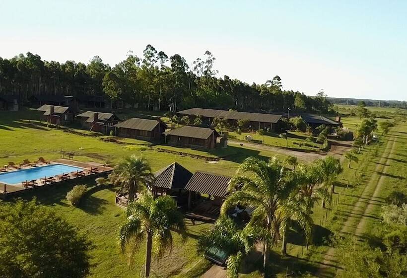 Los Origenes Hotel & Cabañas