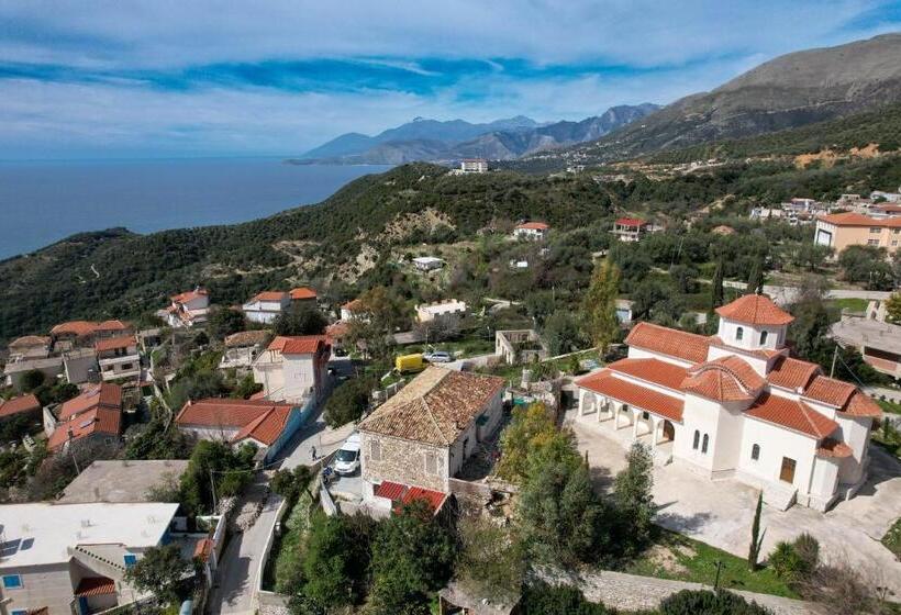 פנסיון Duka S House