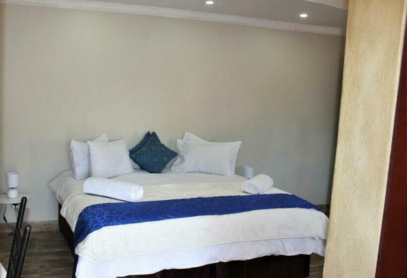 פנסיון Little Paradise Venue And Guesthouse