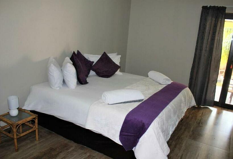 פנסיון Little Paradise Venue And Guesthouse