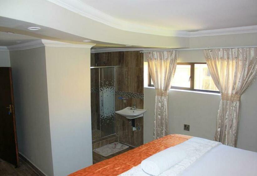 פנסיון Little Paradise Venue And Guesthouse