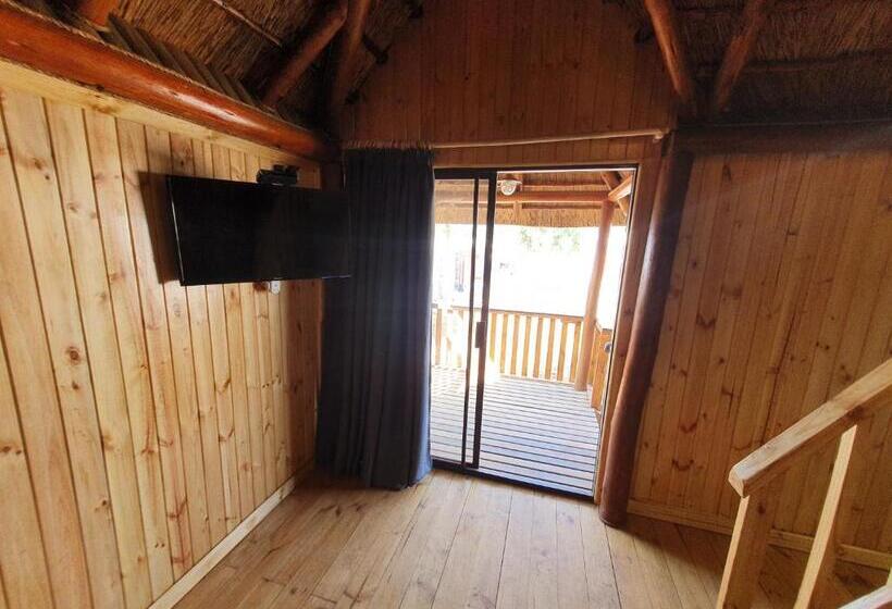 פנסיון Overnight At Prieska