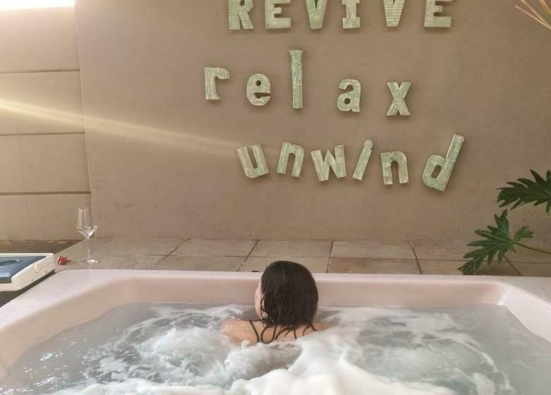 פנסיון Revive Guesthouse