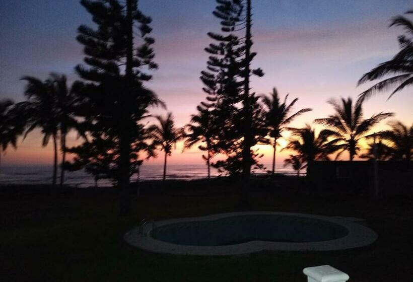 펜션 Villa Ricarda En Costa Esmeralda A Pie De Playa