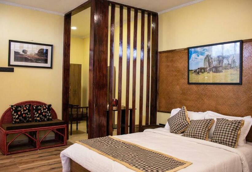 The Arcadia Resort Umroi