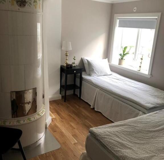 هاستل ångbåten   New Buildt Double Rooms In The Center Of Gränna With Separate Entrance
