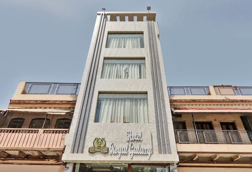 Itsy Hotels Royal Galaxy